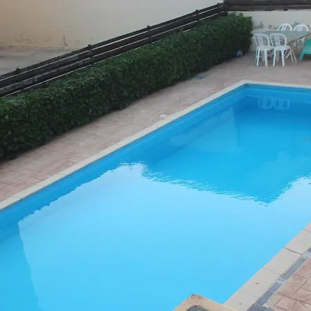 Marina Court Holiday Flat