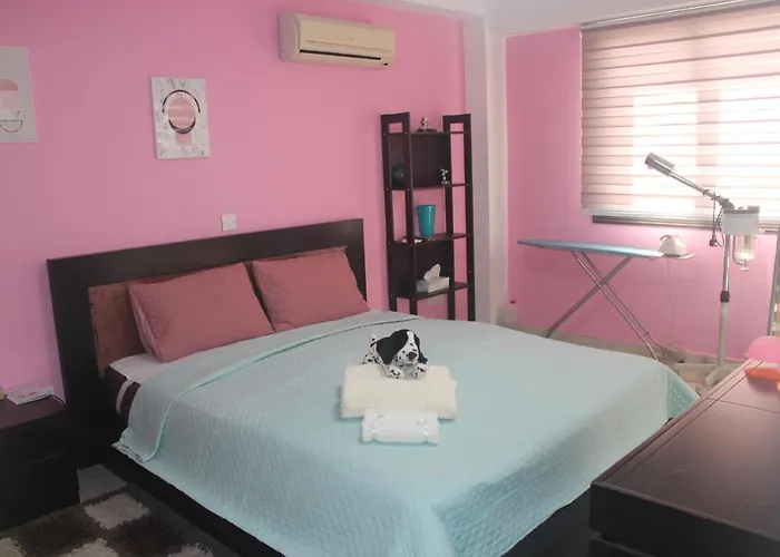 Marina Court Flat Daire