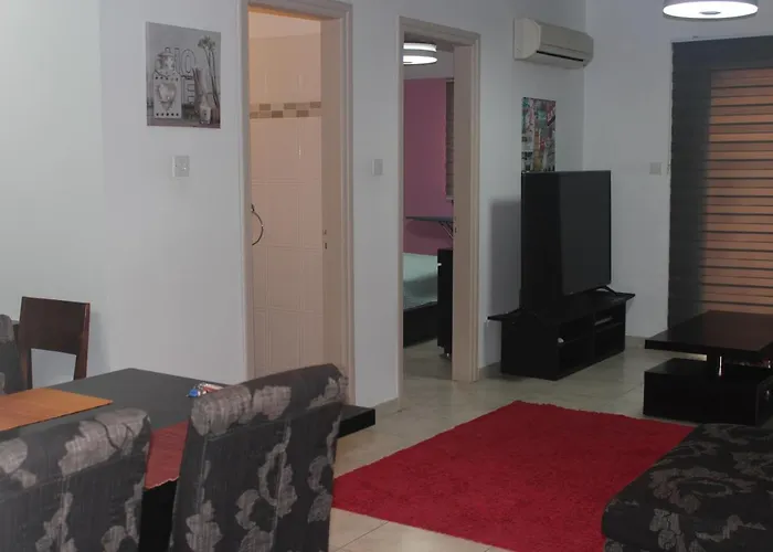 Marina Court Flat Daire